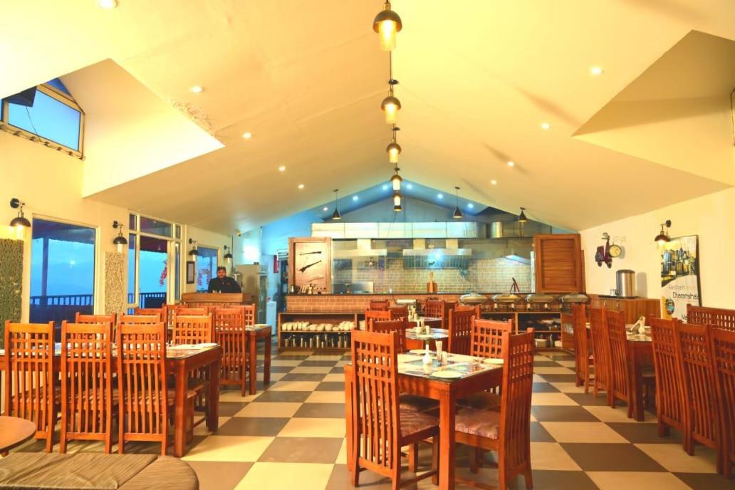 Aamod Resorts Dalhousie ! Luxury Cottage Resort Extérieur photo
